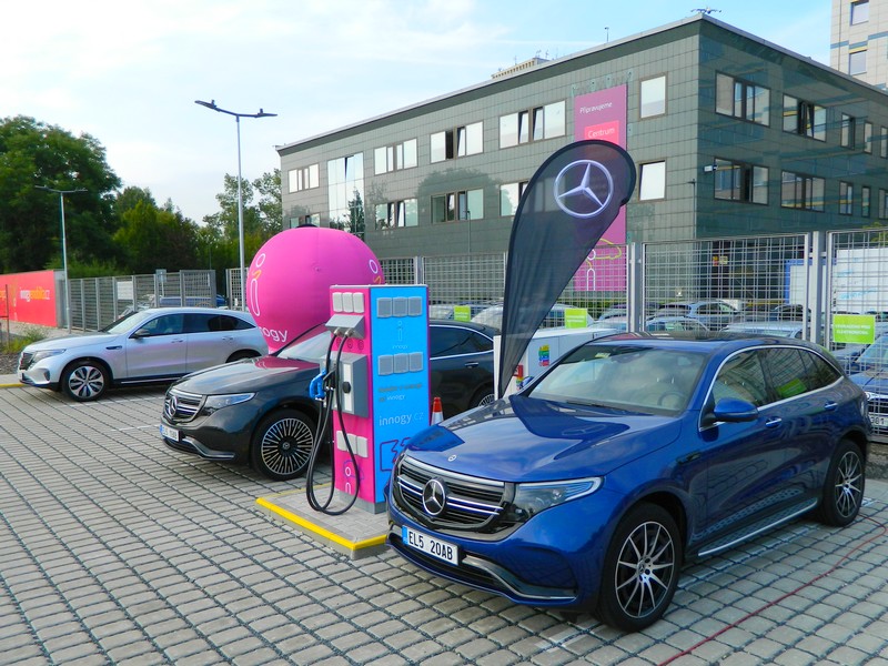 Mercedes-Benz EQC 400 4Matic zvyšuje napětí